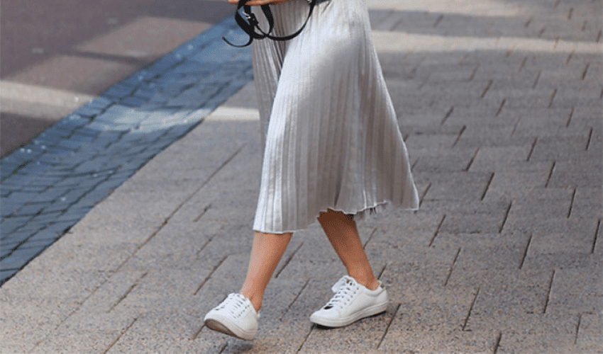 Юбка из денима или атласной ткани