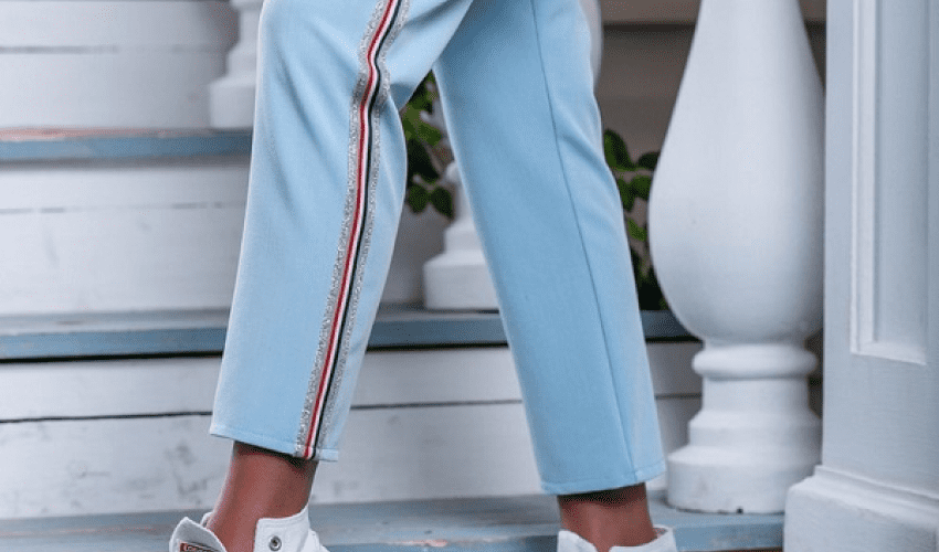 С какой обувью носить джинсы бойфренды с лампасами