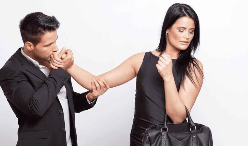 Будьте недоступными