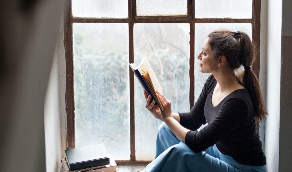 Чтение книги как терапия