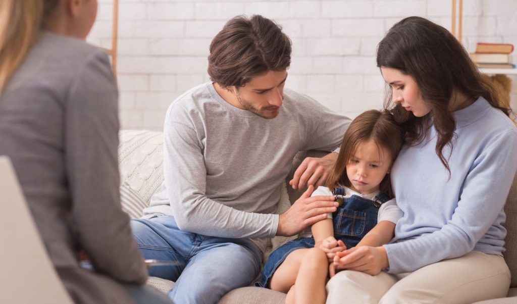 Семейная терапия улучшает  отношения в семье
