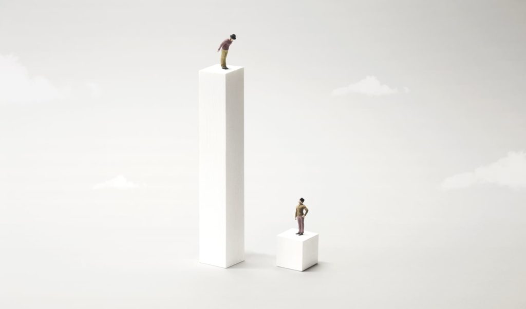 Социум поощряет сравнение