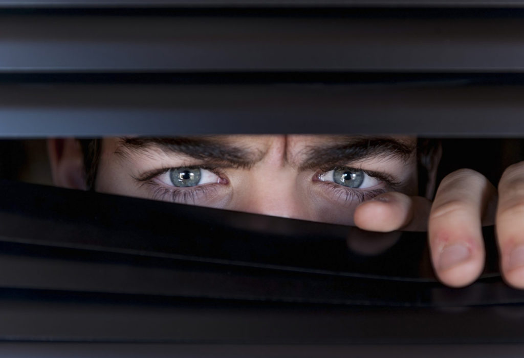 Как распознать ложь: психология, признаки и практические методы